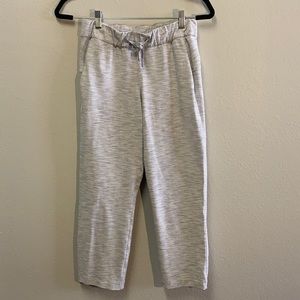 Lululemon cropped drawstring yoga capris